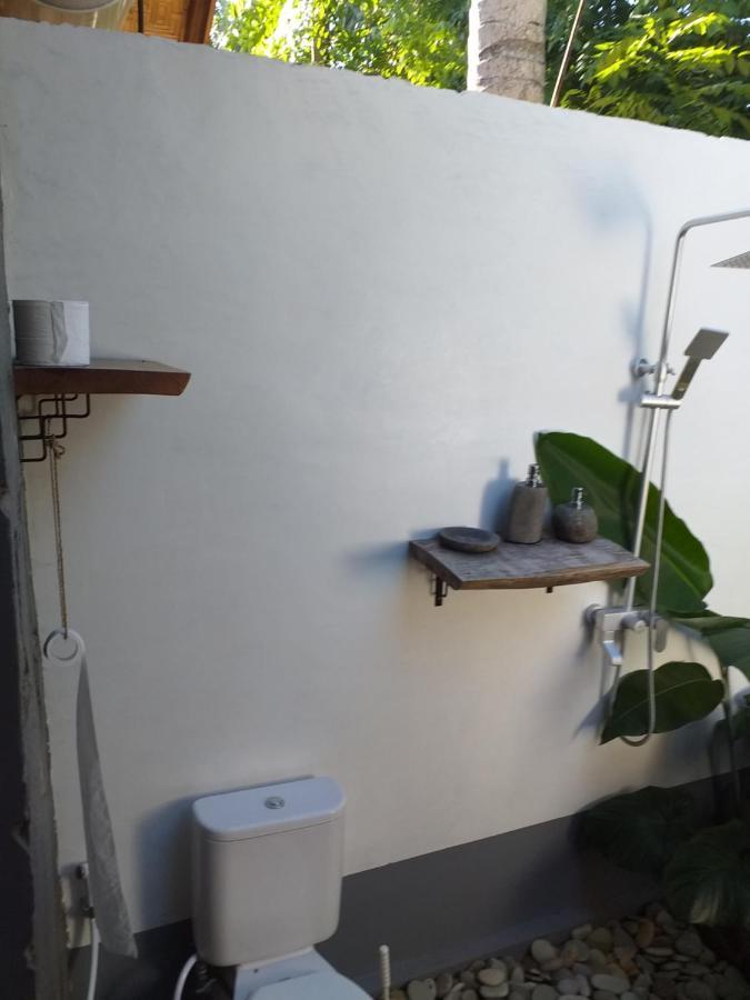 The Geckos Homestay Kelimutu Eksteriør bilde