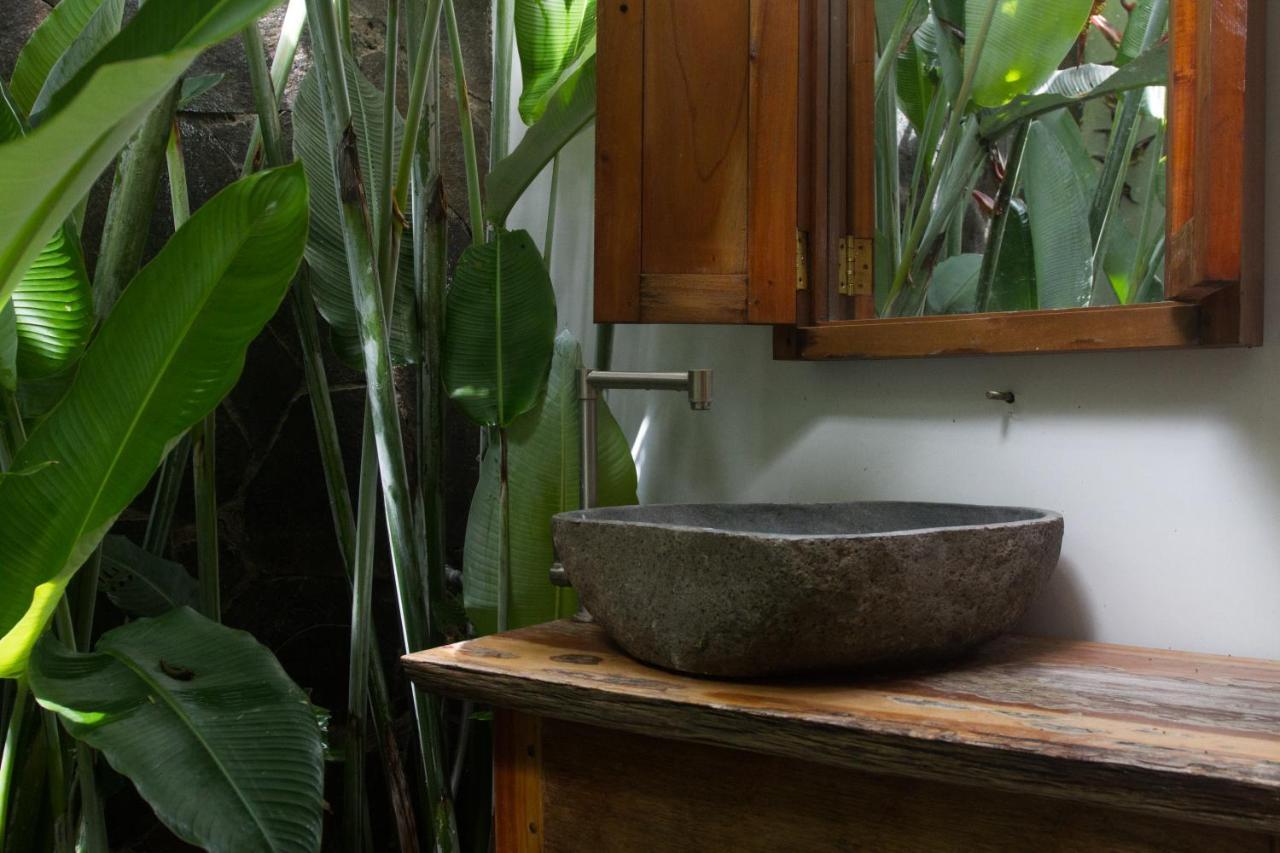 The Geckos Homestay Kelimutu Eksteriør bilde