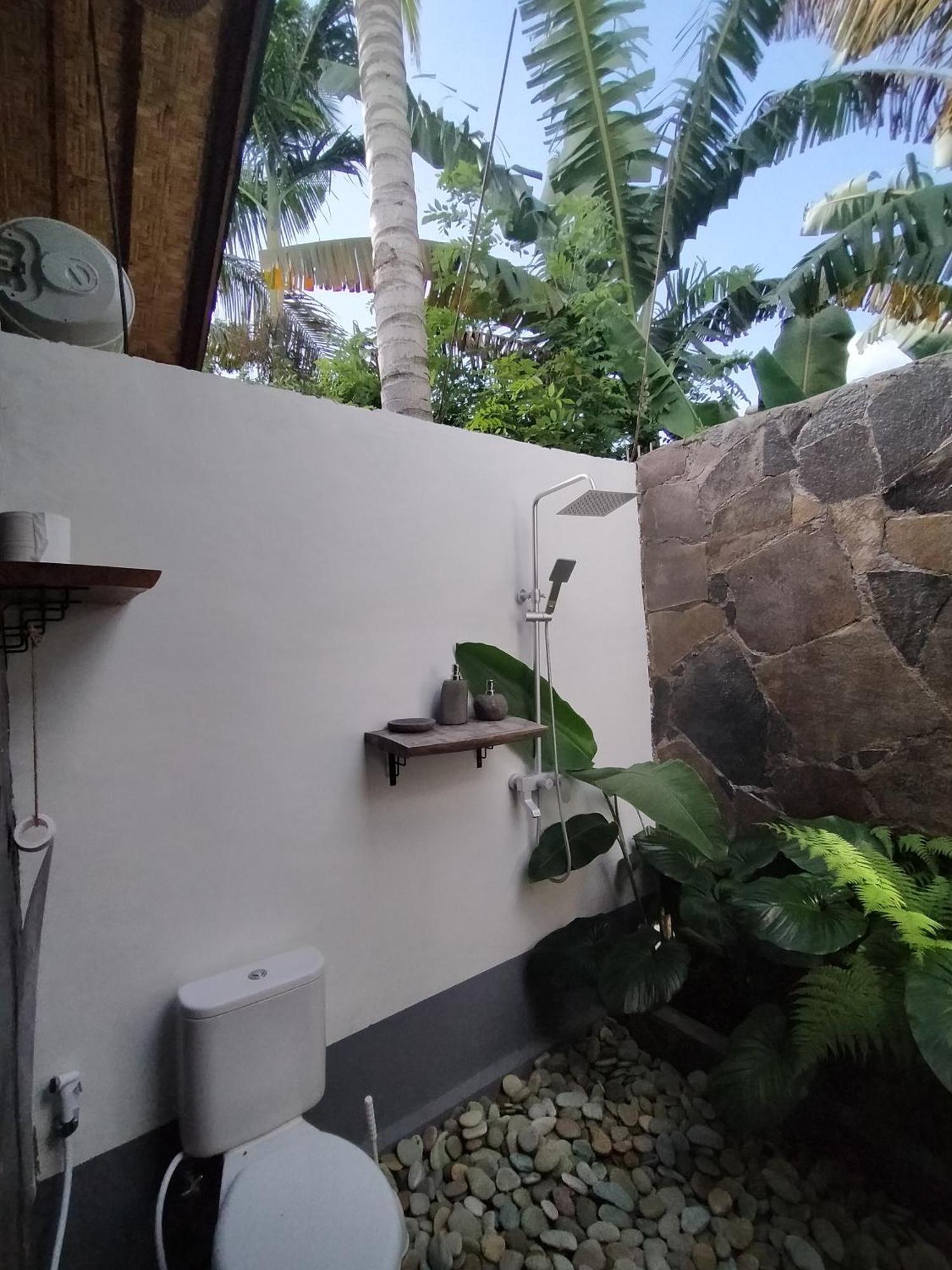 The Geckos Homestay Kelimutu Rom bilde